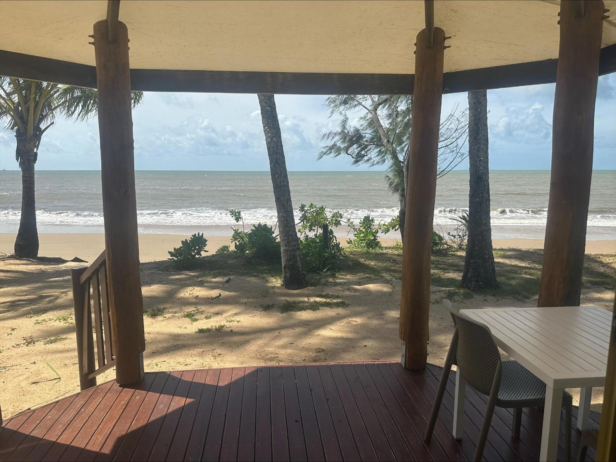 Ellis Beach Oceanfront Holiday Park Palm Cove Esterno foto